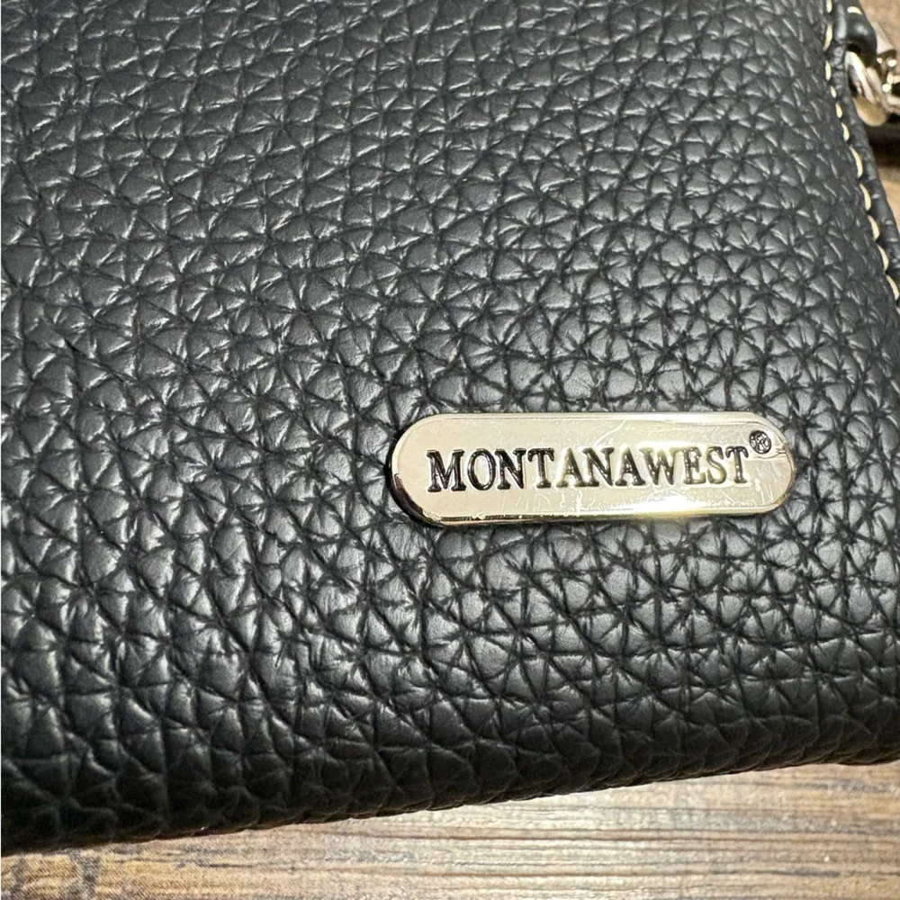 Montana West Black and Cream Star-Embellished Clutch Of Wallet - Picture 12 of 12
